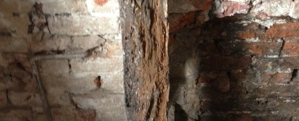 decayed lintel